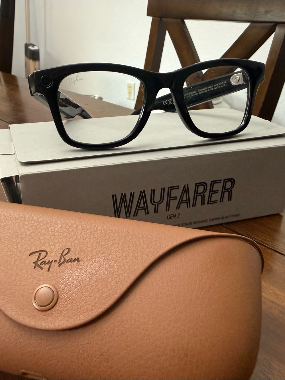 Ray-Ban Black Wayfarer Glasses with Brown Case